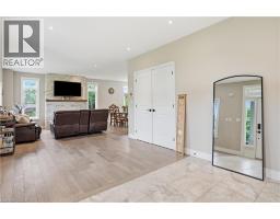 1 LINDSAY Way - 6