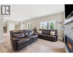 1 LINDSAY Way - 7