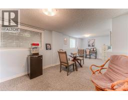 82 ROSENEATH Crescent - 26