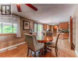 82 ROSENEATH Crescent - 7