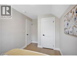 187 DRUMMOND Street - 26