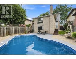 30 TWINOAKS Crescent - 43