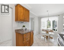 30 TWINOAKS Crescent - 8