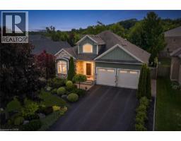 6 CREEKSIDE Drive - 1