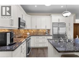 6 CREEKSIDE Drive - 14