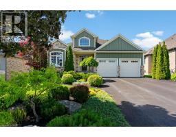 6 CREEKSIDE Drive - 2