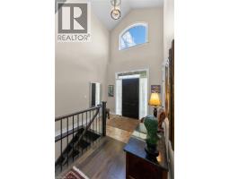 6 CREEKSIDE Drive - 5