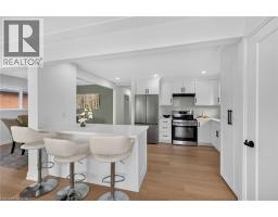 40 PURDY Crescent - 4