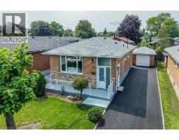 40 PURDY Crescent - 44
