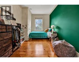 30 MOIR Street - 22