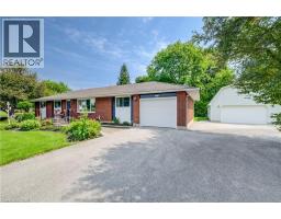 44 OAKWOOD Drive - 2