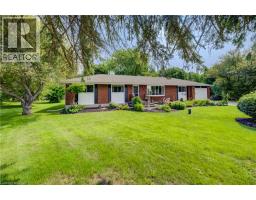 44 OAKWOOD Drive - 3