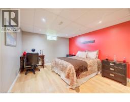 44 OAKWOOD Drive - 39