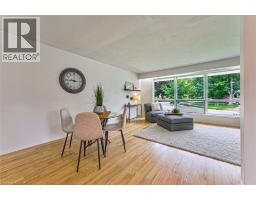 104 SPRINGBANK Crescent - 13
