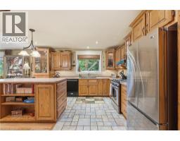 86 ERIE Avenue S - 10