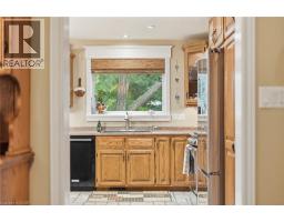 86 ERIE Avenue S - 11