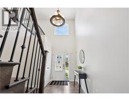 183 SNYDER Avenue N - 6