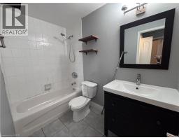 615 SHORELINE Drive UnitNo. 17 - 9