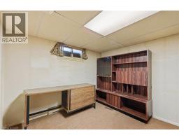 21 OAKWOOD Avenue - 25