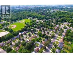 21 OAKWOOD Avenue - 29