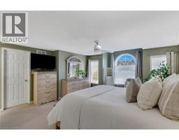 913 COPPER LEAF Crescent - 24