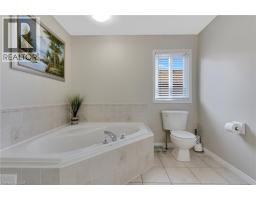 913 COPPER LEAF Crescent - 27