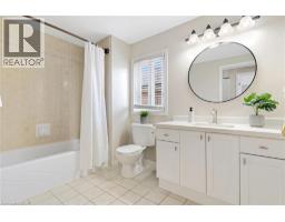 913 COPPER LEAF Crescent - 36