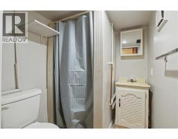 279 OTTAWA Street S - 28