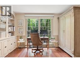 247 LINWOOD Crescent - 21