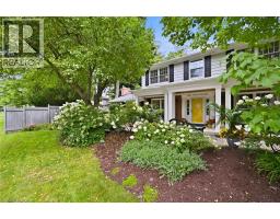 247 LINWOOD Crescent - 4