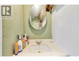 327 DEWITT Road - 38