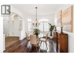 102 MOORE Crescent - 12