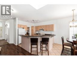 102 MOORE Crescent - 17