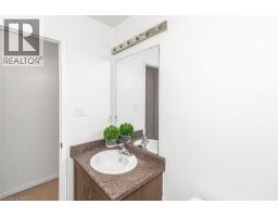 102 MOORE Crescent - 20
