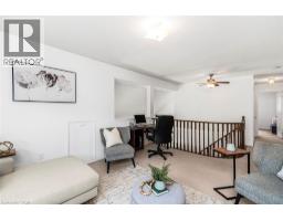 102 MOORE Crescent - 39