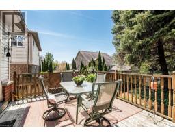 102 MOORE Crescent - 43