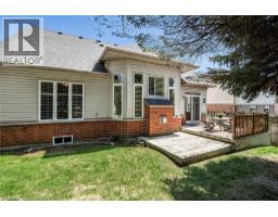 102 MOORE Crescent - 50