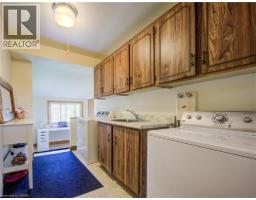 345 GOVERNORS Road E - 21