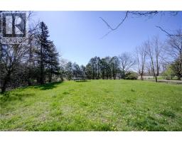 345 GOVERNORS Road E - 28