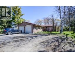 345 GOVERNORS Road E - 35