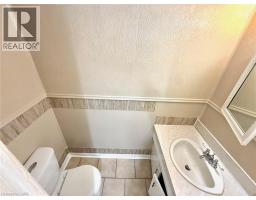 17 LYONS Avenue - 11