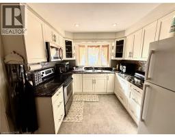 17 LYONS Avenue - 3