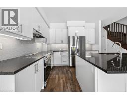 33 ADMIRAL Road - 12