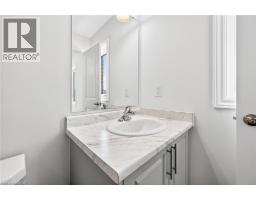33 ADMIRAL Road - 30