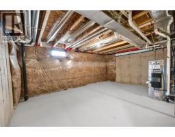 33 ADMIRAL Road - 38