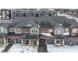 33 ADMIRAL Road - 43