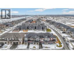 33 ADMIRAL Road - 44