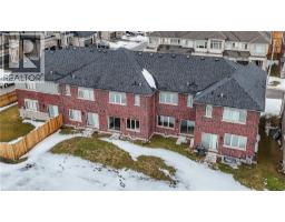 33 ADMIRAL Road - 45