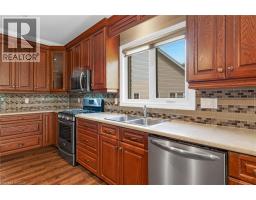 28 MAPLEWOOD Court - 14