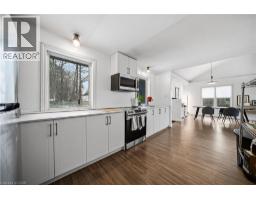 276 LAKESHORE Road W - 9